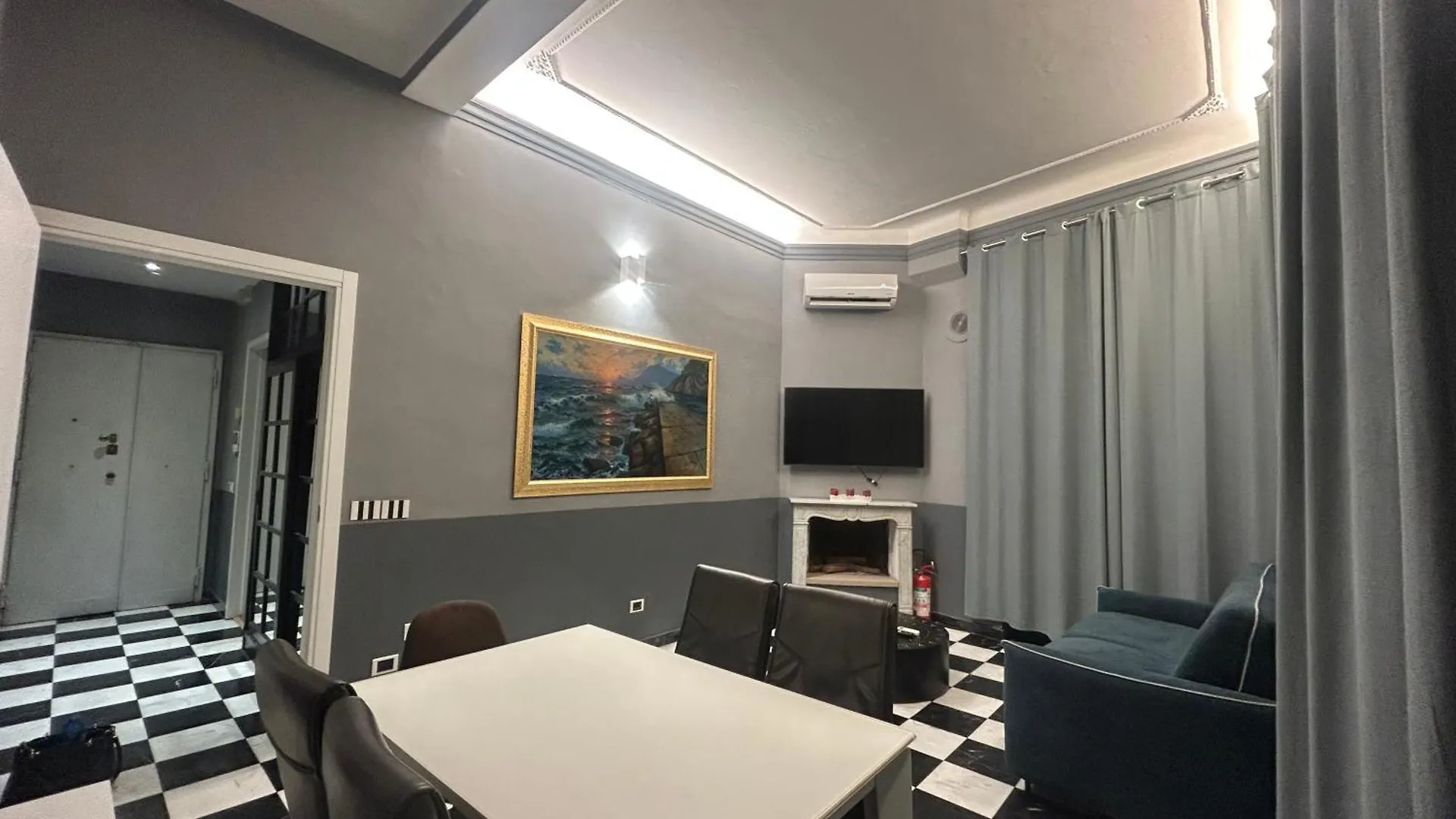 Esposizione Roof Appartement Rome