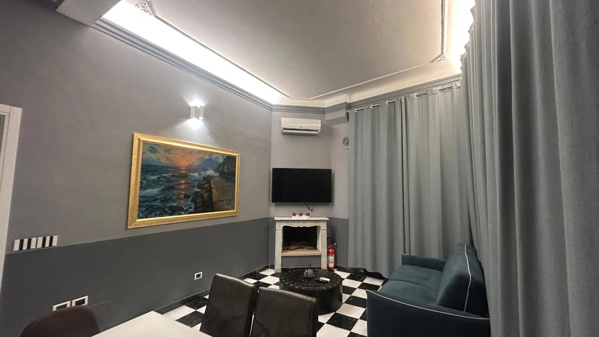 Esposizione Roof Appartement Rome