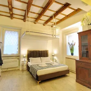 Appartamento Cozy Flat In Trastevere By Yourhost, Roma